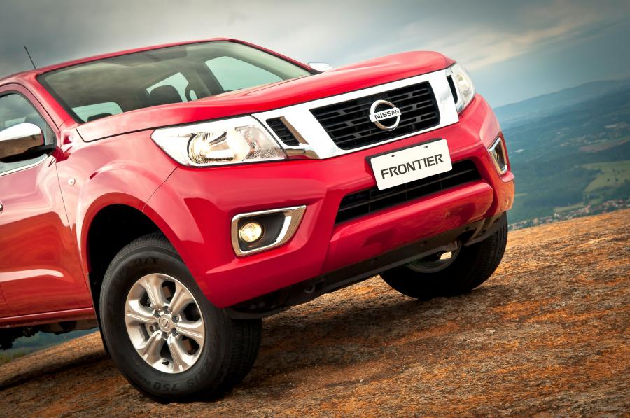  Nissan Frontier SE Double Cab (D23) 2017 года  (BR) (фото 3 из 22)